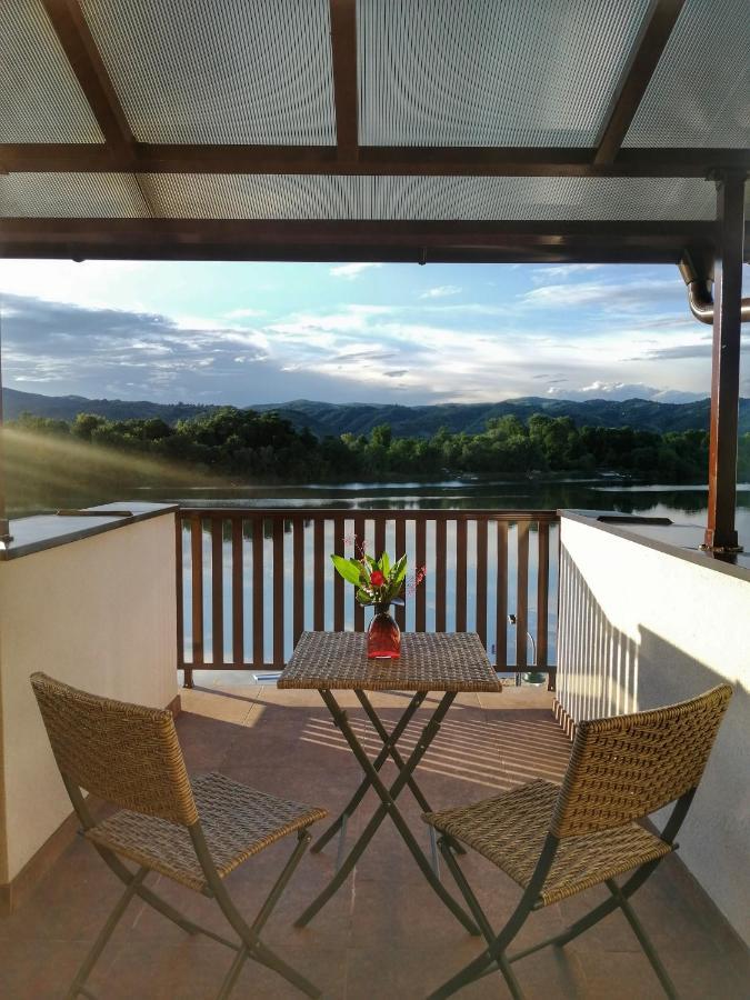 Dionis Appartement Veliko Gradište Buitenkant foto